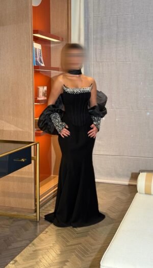 Alternative view of Beaded corset with neck piece and skir